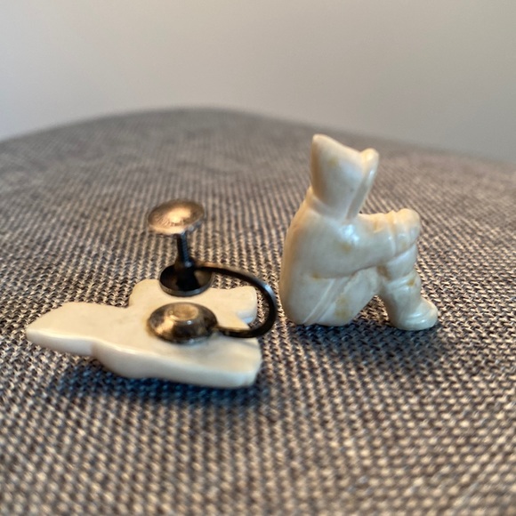 Hand Carved Bone/Tusk Antique Earrings with Sterling Settings (FINAL PRICE) - Picture 2 of 6